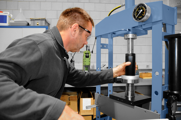 Simatool Shop Mechanical Bearing Installation Tools at Professional Bearing Tools